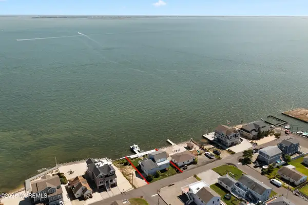 76 Sheridan Street, Waretown, NJ 08758