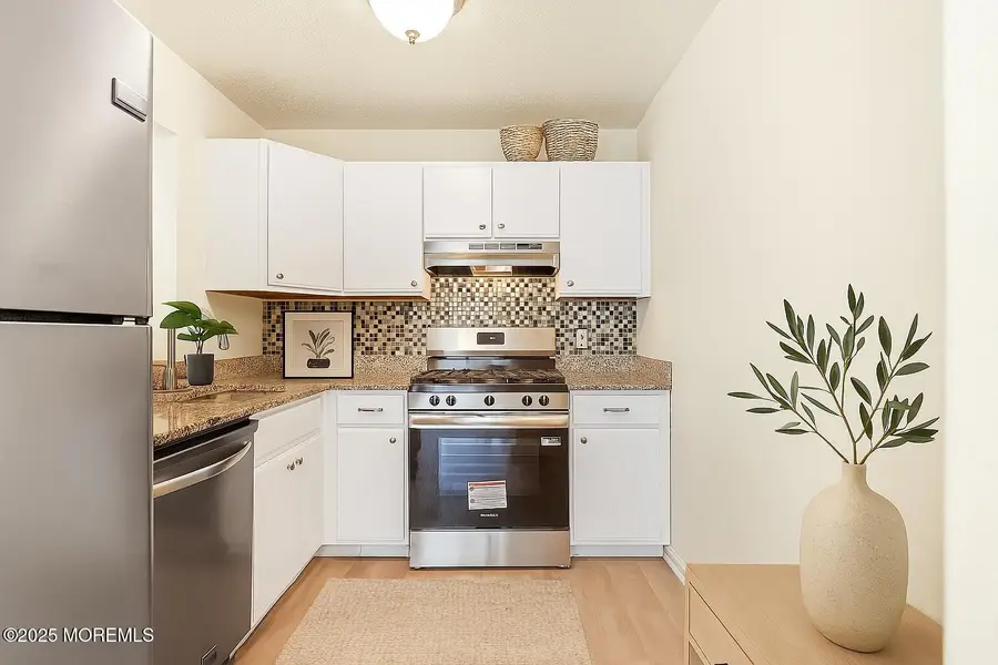 107 Sunshine Court #107, Parlin, NJ 08859 - Image #3