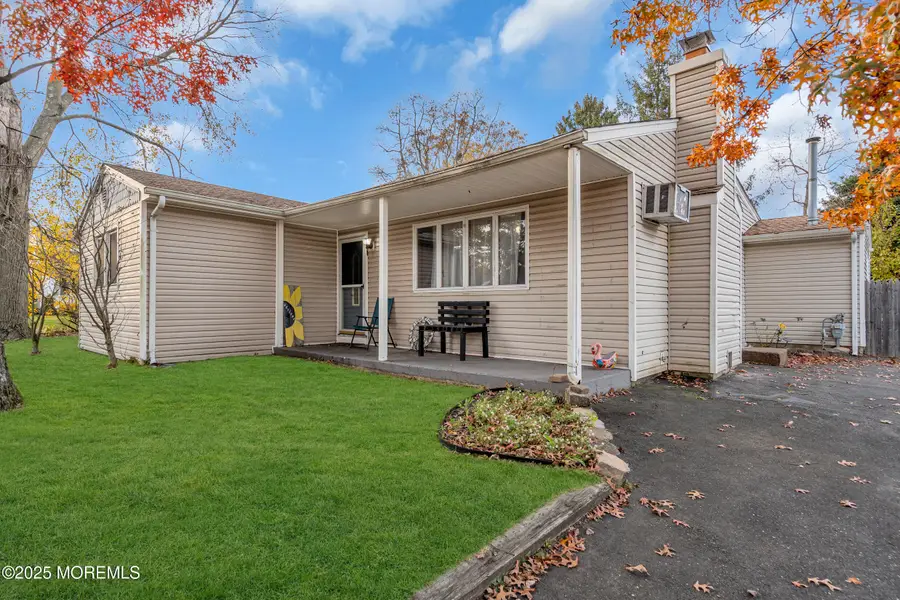 1541 Commonwealth Boulevard, Toms River, NJ 08757 - Image #3