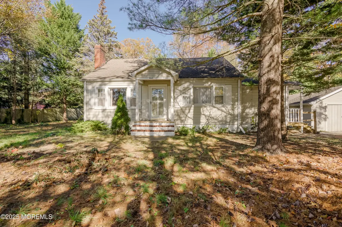 862 Bay Avenue, Toms River, NJ 08753 - #1