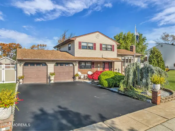 90 Cori Street, Parlin, NJ 08859