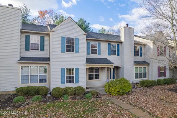 7 Stuart Drive #5, Freehold, NJ 07728