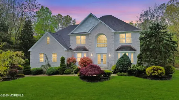 9 Carlson Court, Jackson, NJ 08527