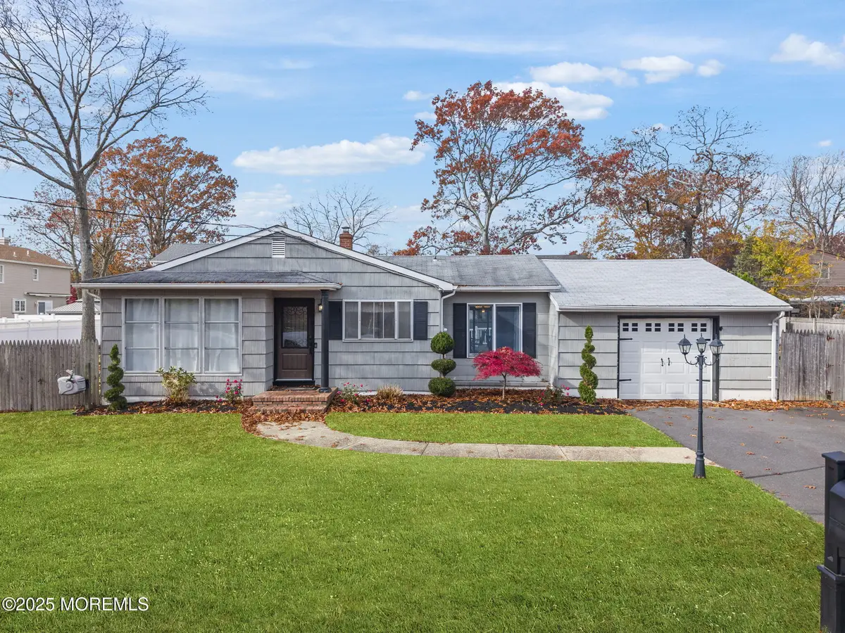 72 Shasta Lane, Toms River, NJ 08753 - Image #1