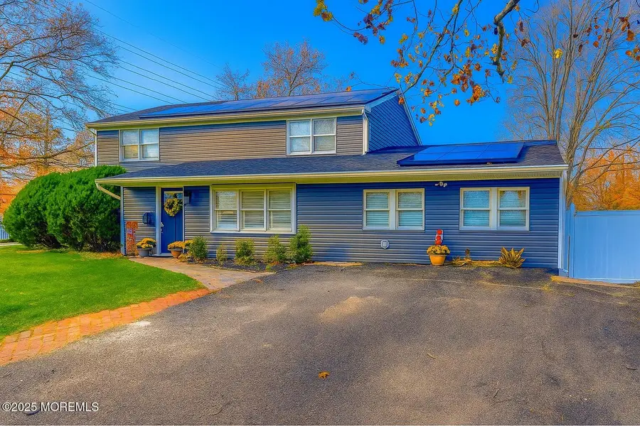 3 Avondale Lane, Aberdeen, NJ 07747 - Image #2