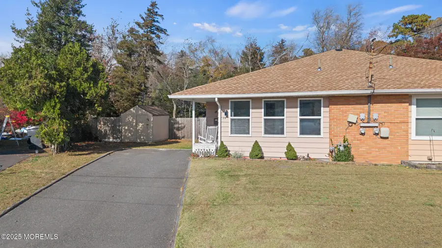 28 Saint Moritz Place, Toms River, NJ 08753 - Image #2