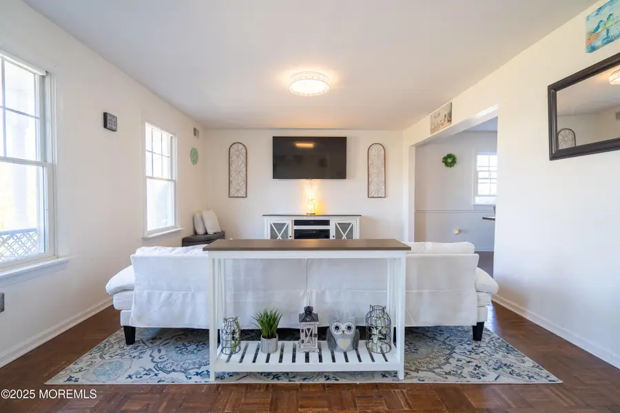 317 Teaberry Court, Toms River, NJ 08753 - Image #3