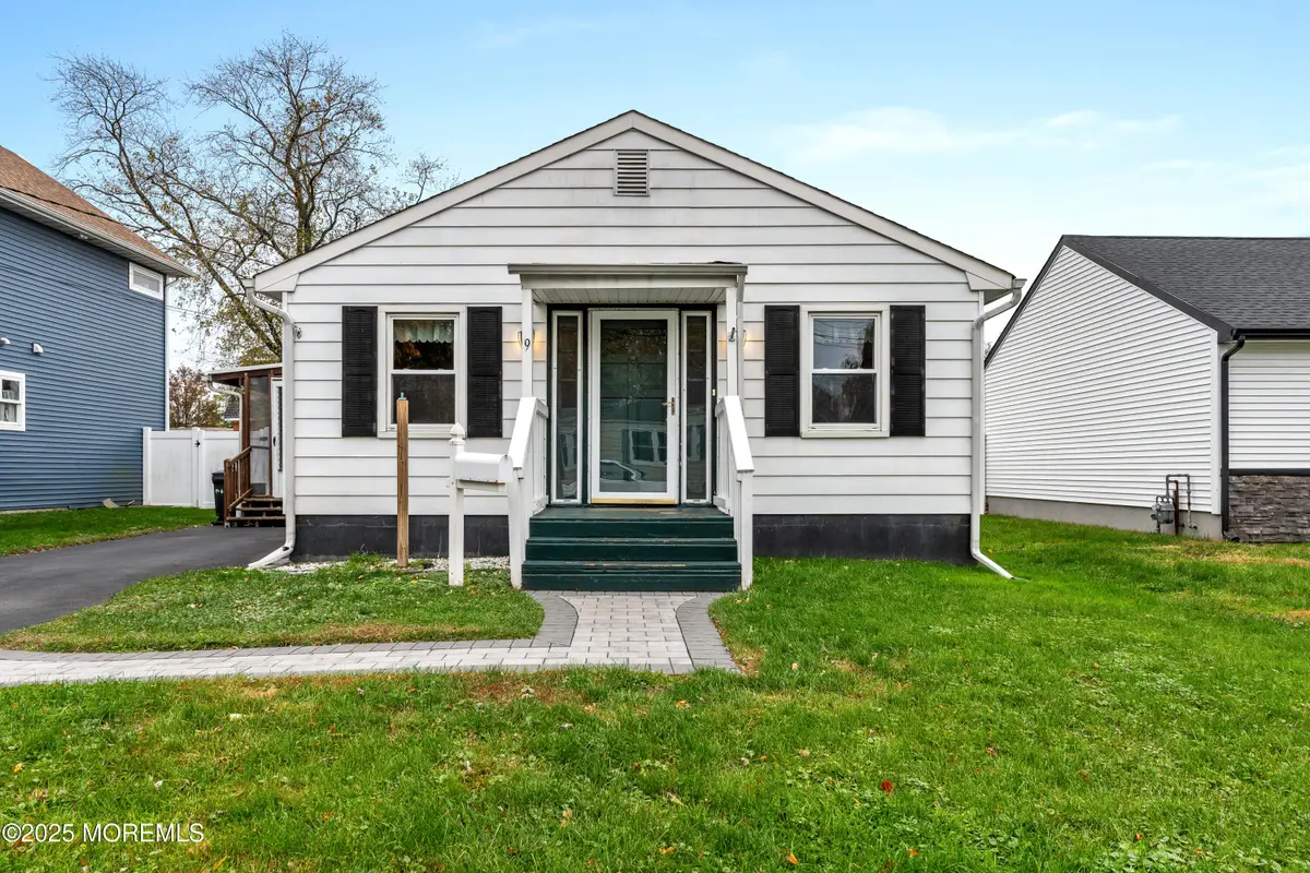 9 Monmouth Place, Keyport, NJ 07735 - Image #1