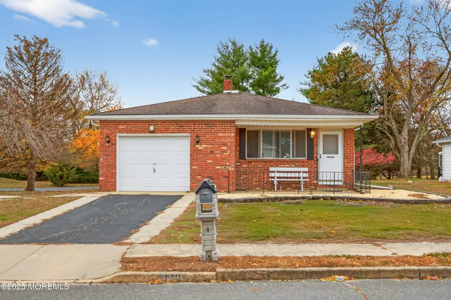 170 Port Royal Drive, Toms River, NJ 08757 - Image #2