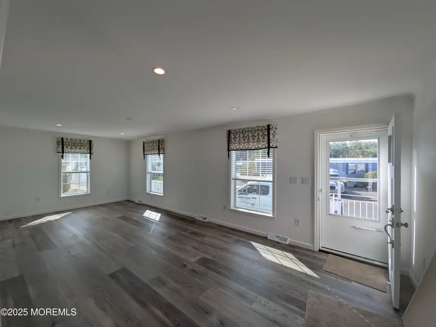 1422 Nature Way, Toms River, NJ 08755 - Image #2