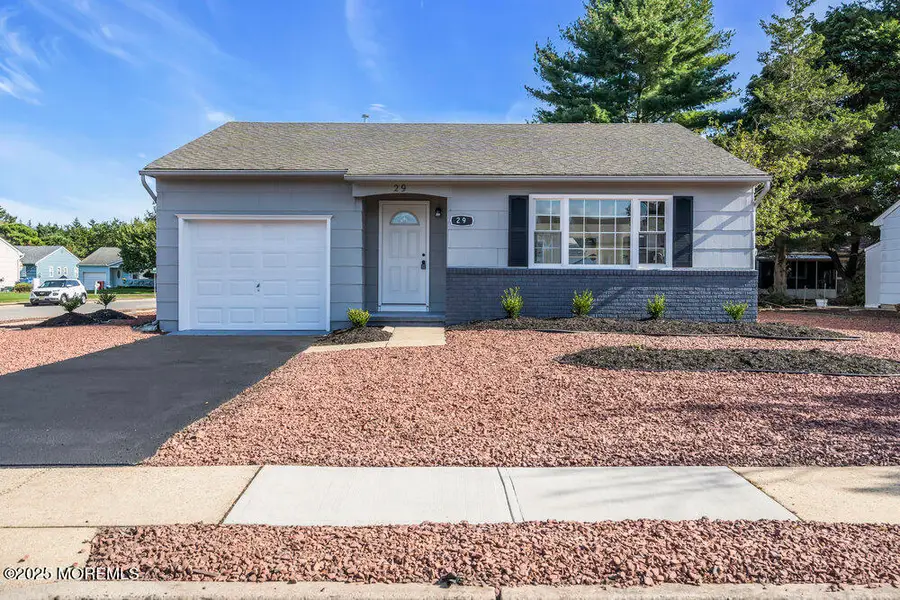 29 Carlisle Road, Toms River, NJ 08757 - Image #2