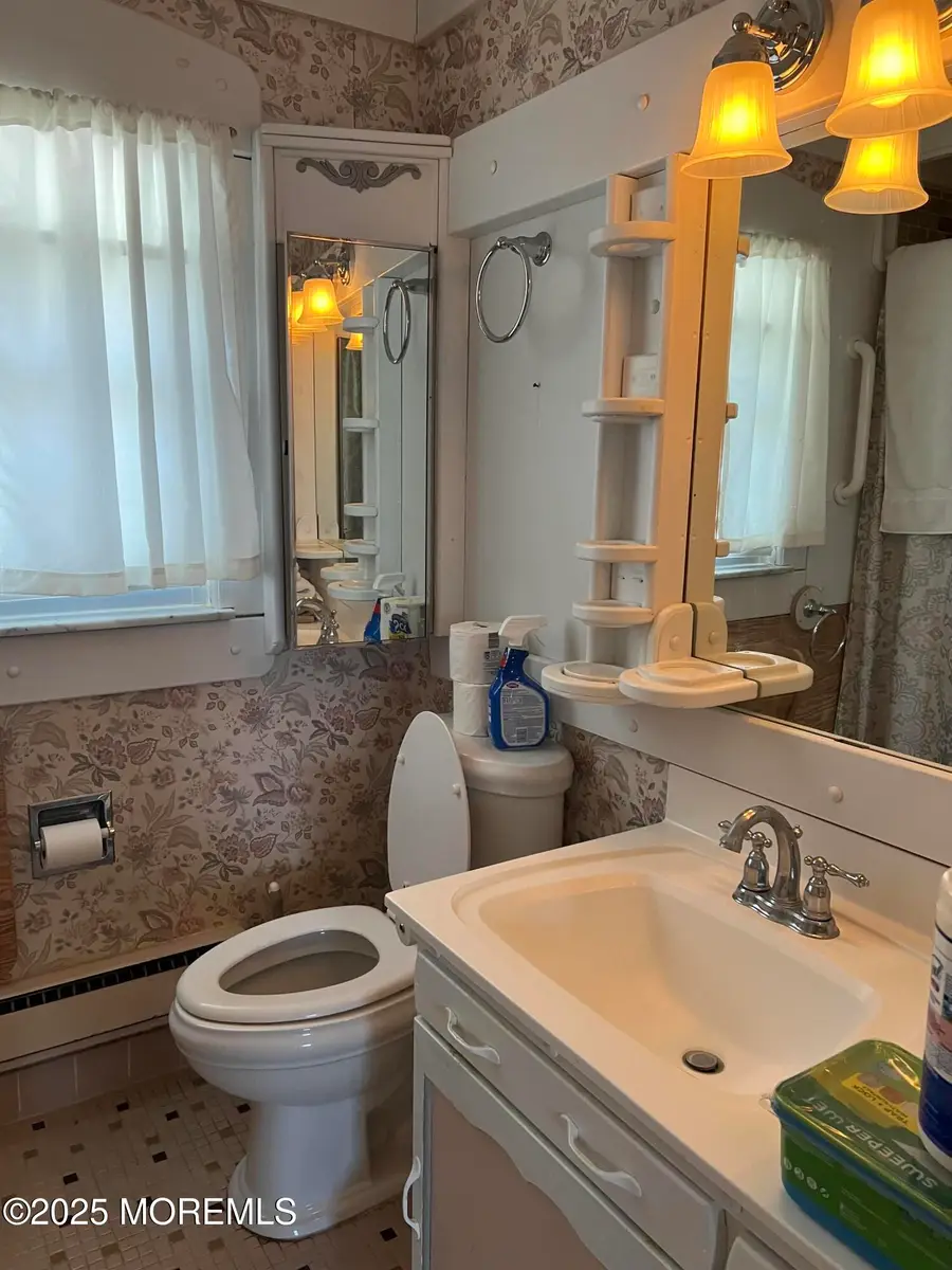 1236B Hamilton Court, Lakewood, NJ 08701 - Image #3