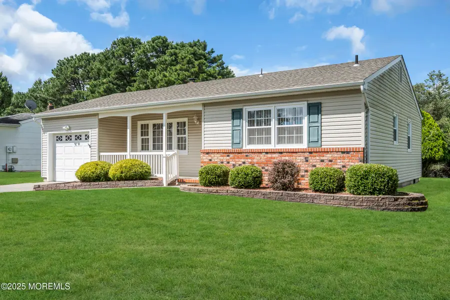 162 Castleton Drive, Toms River, NJ 08757 - Image #2