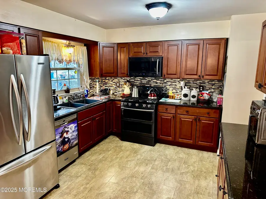 536 River Drive, Toms River, NJ 08753 - Image #2