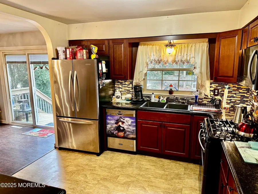 536 River Drive, Toms River, NJ 08753 - Image #3