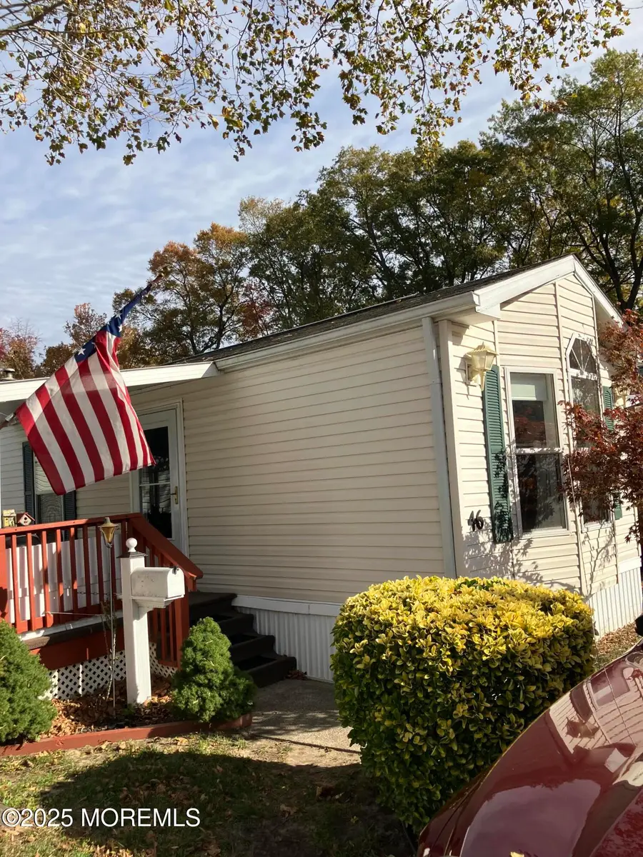 46 Randall Avenue, Hazlet, NJ 07730 - Image #2