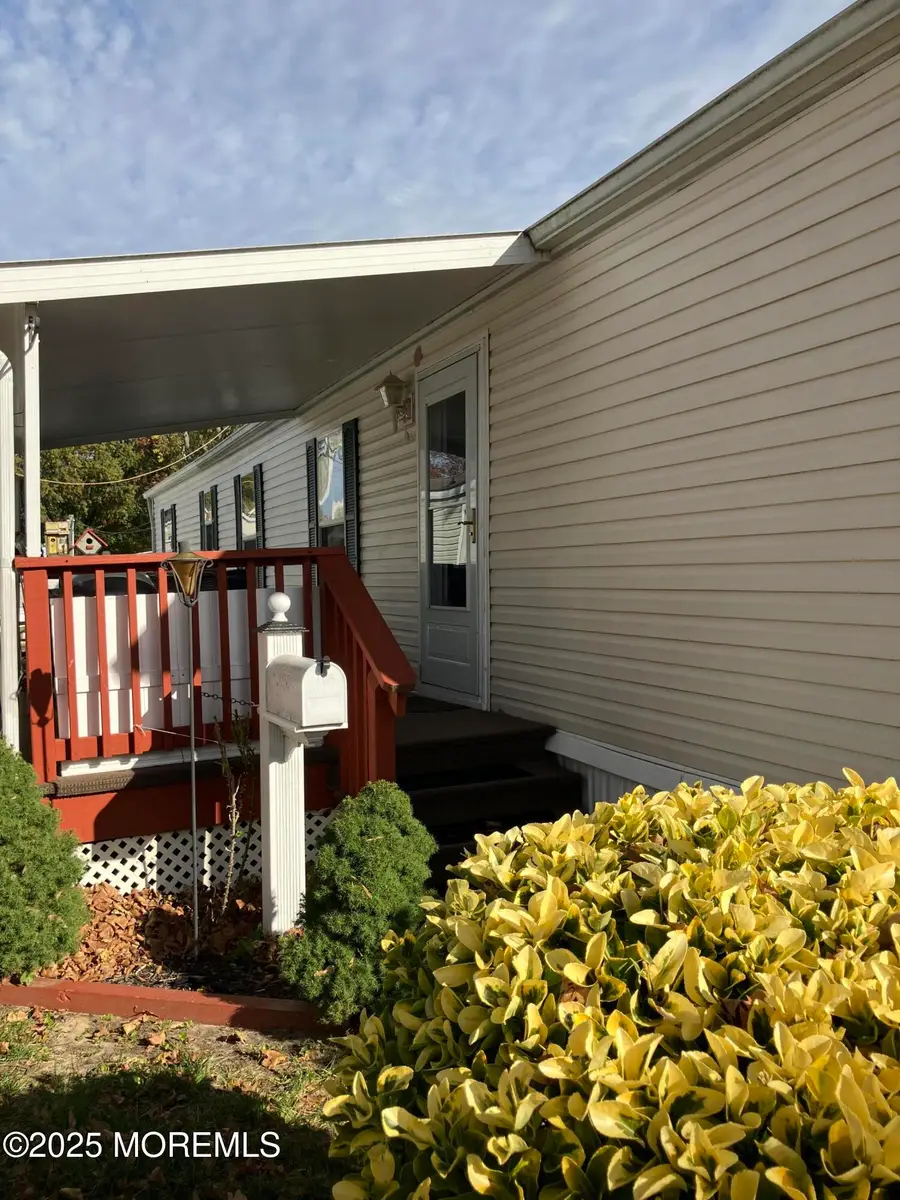 46 Randall Avenue, Hazlet, NJ 07730 - Image #3