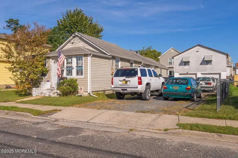 715 Park Avenue, Union Beach, NJ 07735 - Image #2