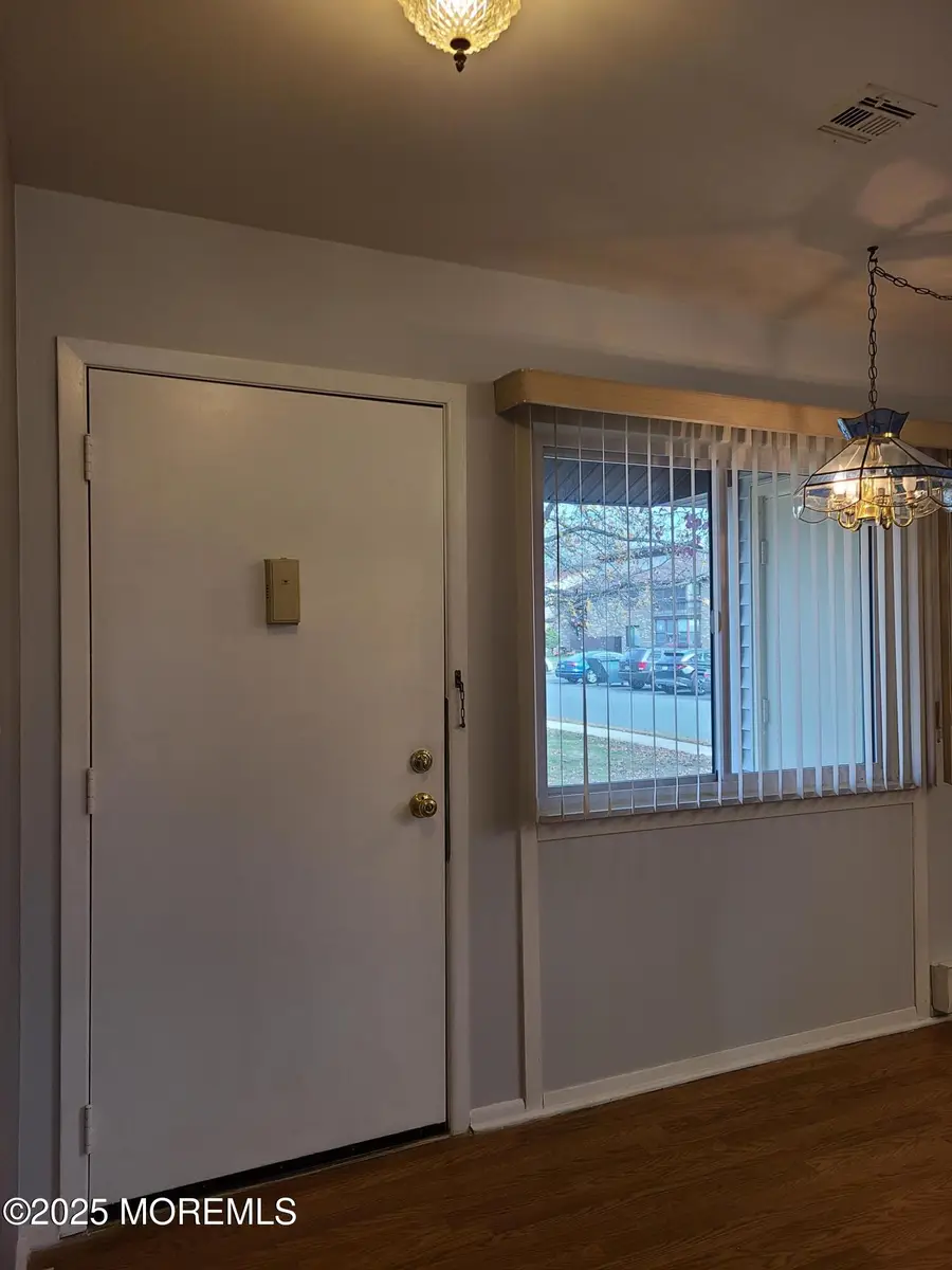 141A Cross Slope Court, Englishtown, NJ 07726 - Image #2