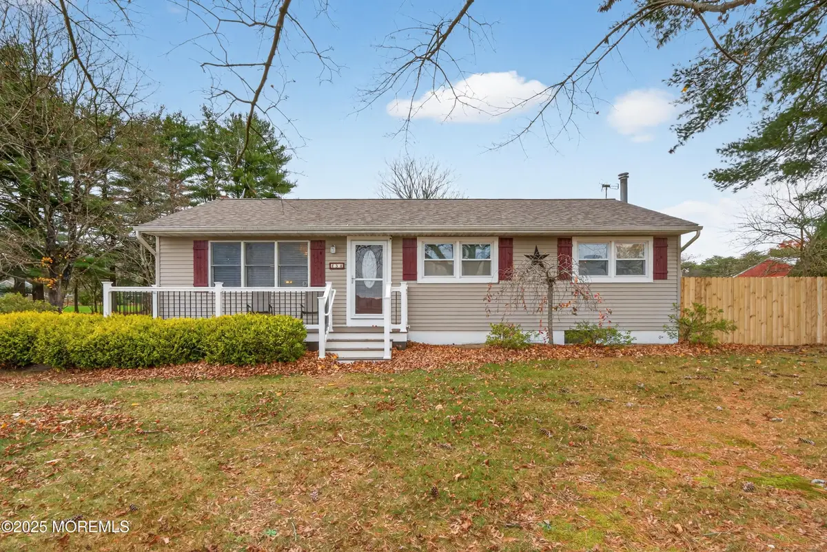 5 Buckalew Lane, New Egypt, NJ 08533 - Image #1