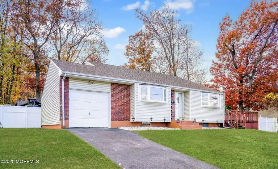 27 Gibson Drive, Hazlet, NJ 07730 - Image #2