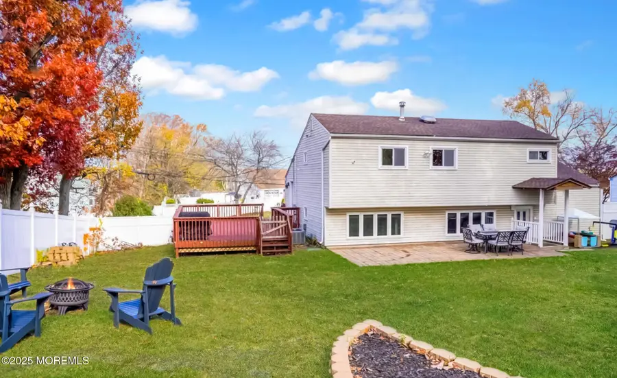 27 Gibson Drive, Hazlet, NJ 07730 - Image #3