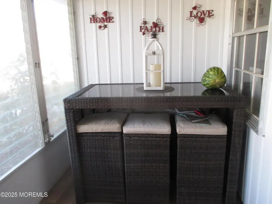 678 New Castle Court #B, Lakewood, NJ 08701 - Image #3