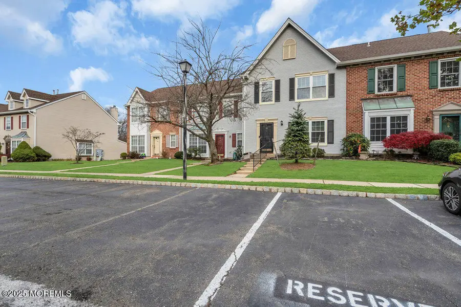 65 Townsend Court #213, Franklin Park, NJ 08823 - Image #3