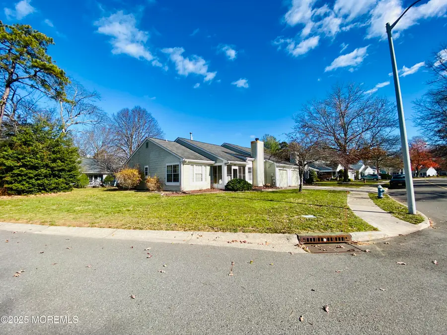 1121A Thornbury Lane, Manchester Township, NJ 08759 - Image #3