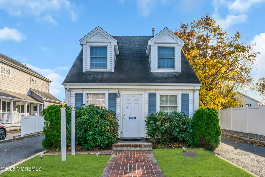 613 Warren Avenue, Spring Lake Heights, NJ 07762 - Image #2