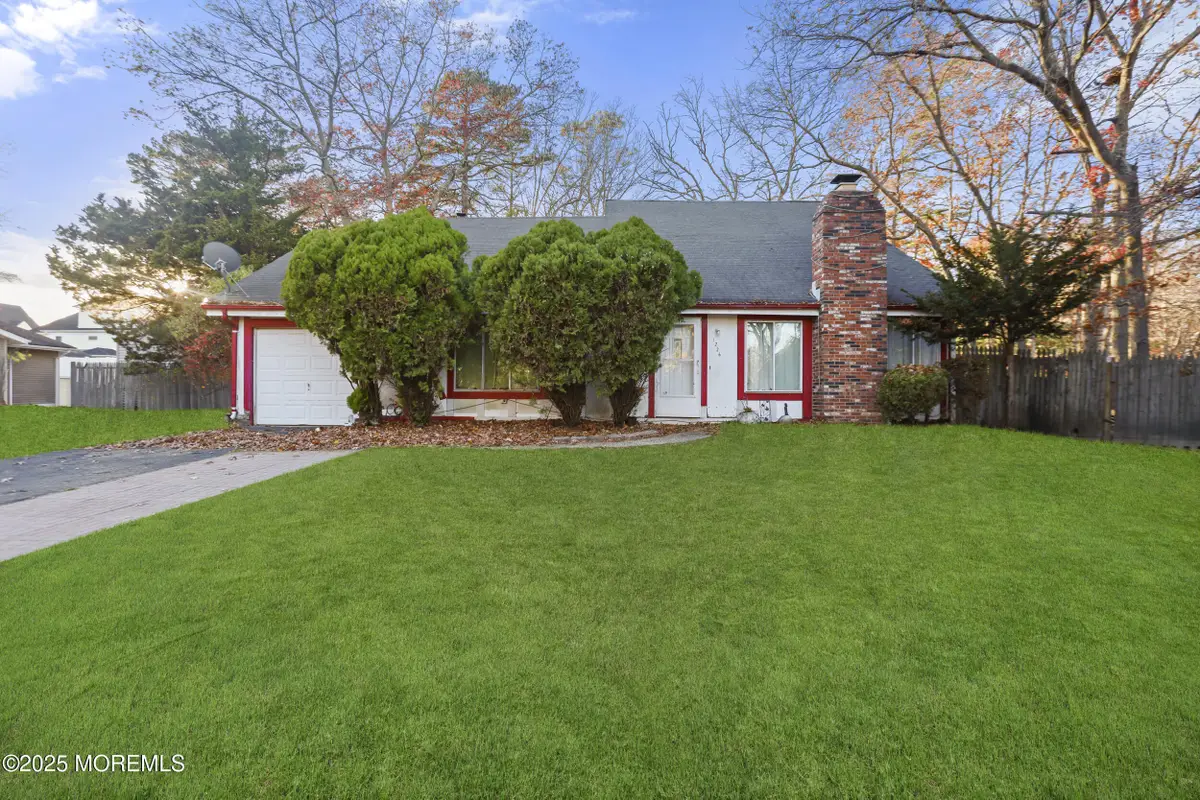 1226 Hermosa Drive, Lakewood, NJ 08701 - Image #1