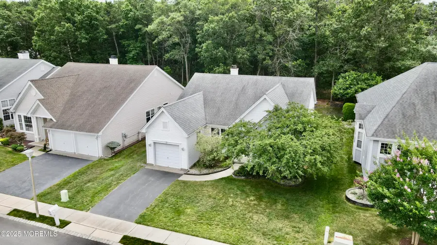 18 Valley Stream Place, Barnegat, NJ 08005 - Image #2