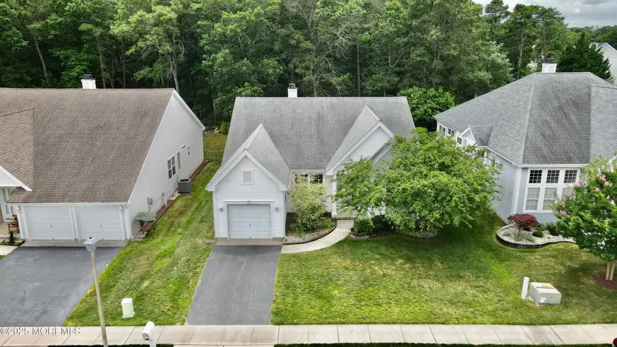 18 Valley Stream Place, Barnegat, NJ 08005 - Image #3