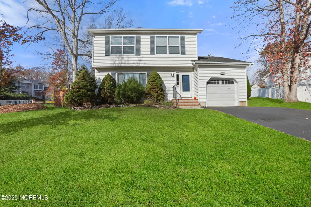 28 Bronia Street, Howell, NJ 07731 - Image #1