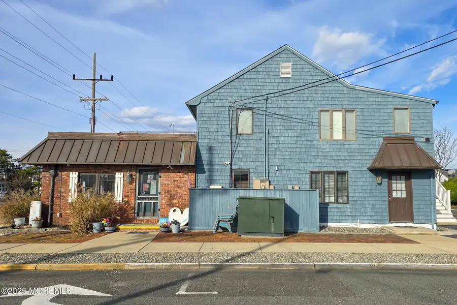 1605 Grand Central Avenue #1, Lavallette, NJ 08735 - Image #3