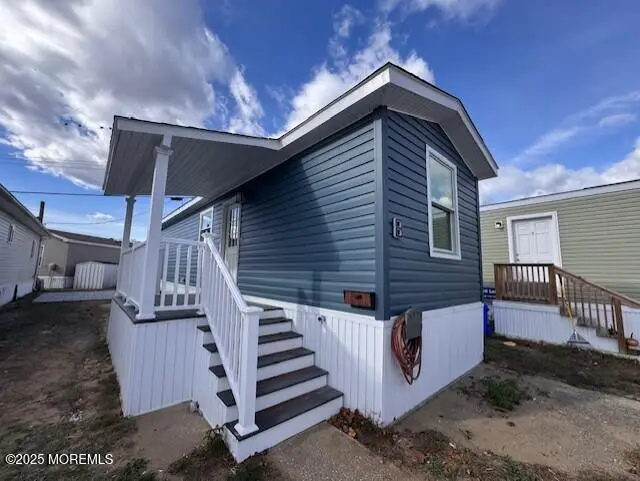 8 Avenue A, Hazlet, NJ 07734 - Image #2