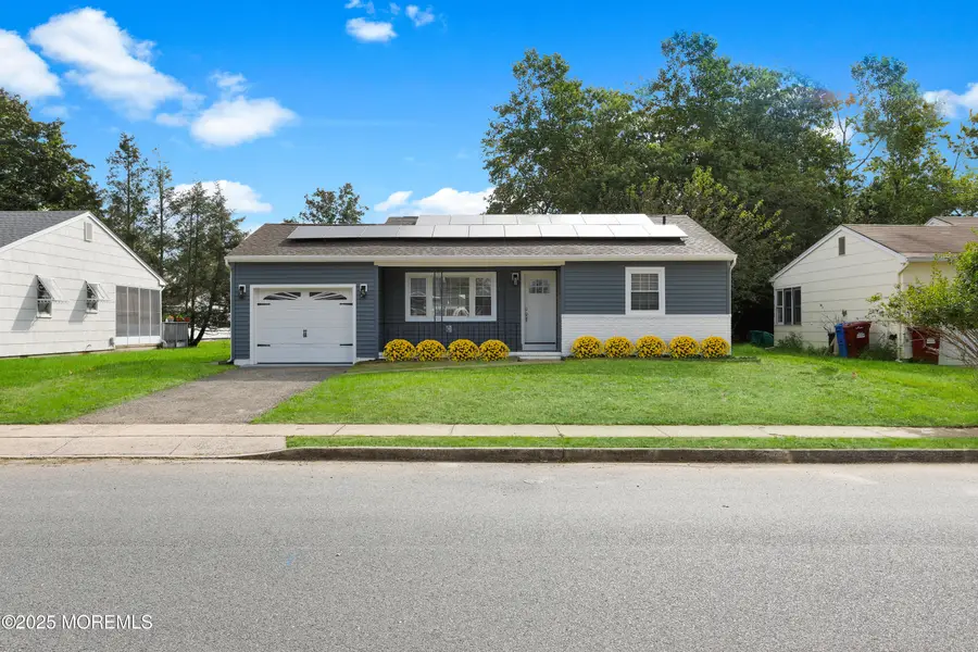 75 Brakenbury Drive, Toms River, NJ 08757 - Image #2