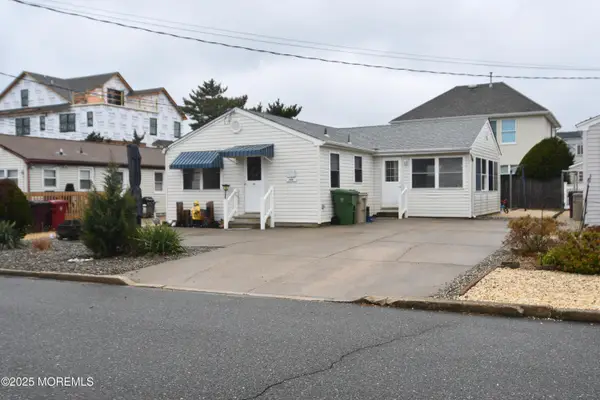 108 Midway Avenue, Seaside Park, NJ 08752