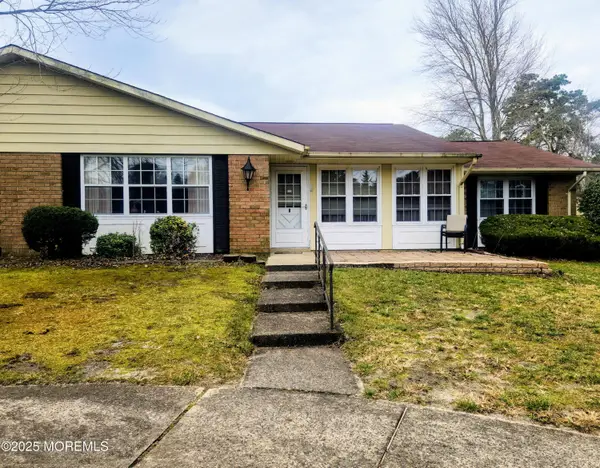 40B Edinburgh Lane, Manchester, NJ 08759