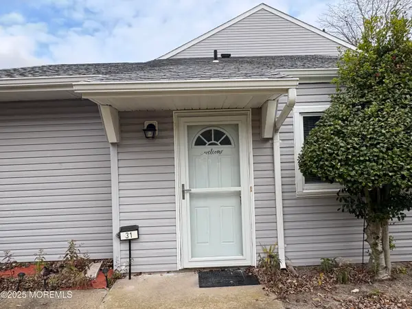 31 Seas Court, Barnegat, NJ 08005