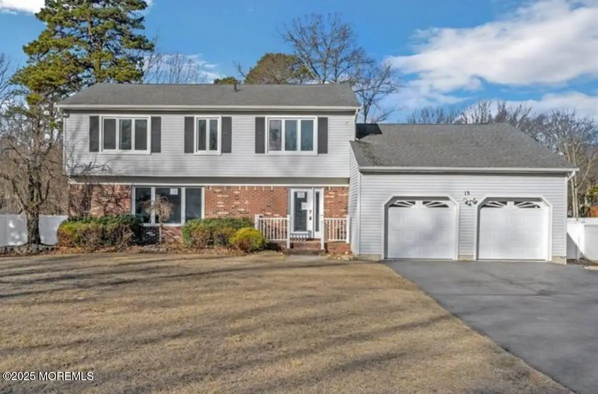 15 Saupe Drive, Manalapan Township, NJ 07726 - Image #1