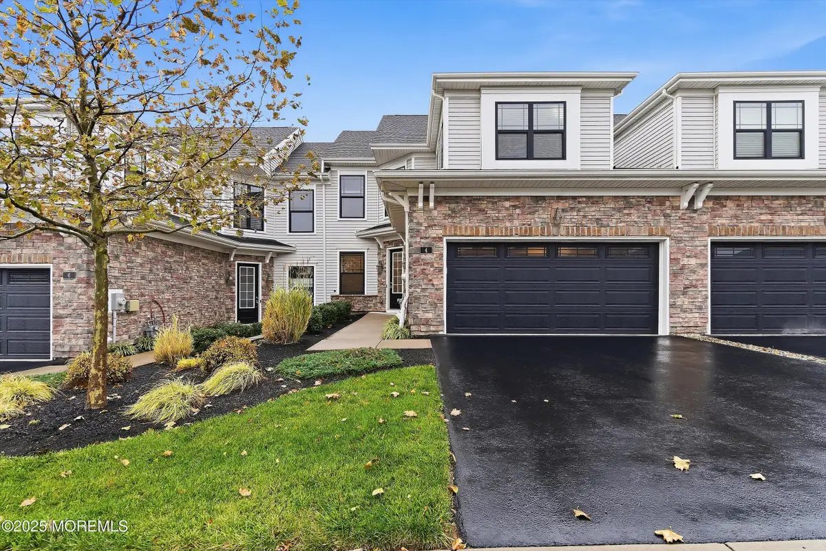 4 Dogleg Lane, Lawrenceville, NJ 08648 - Image #1