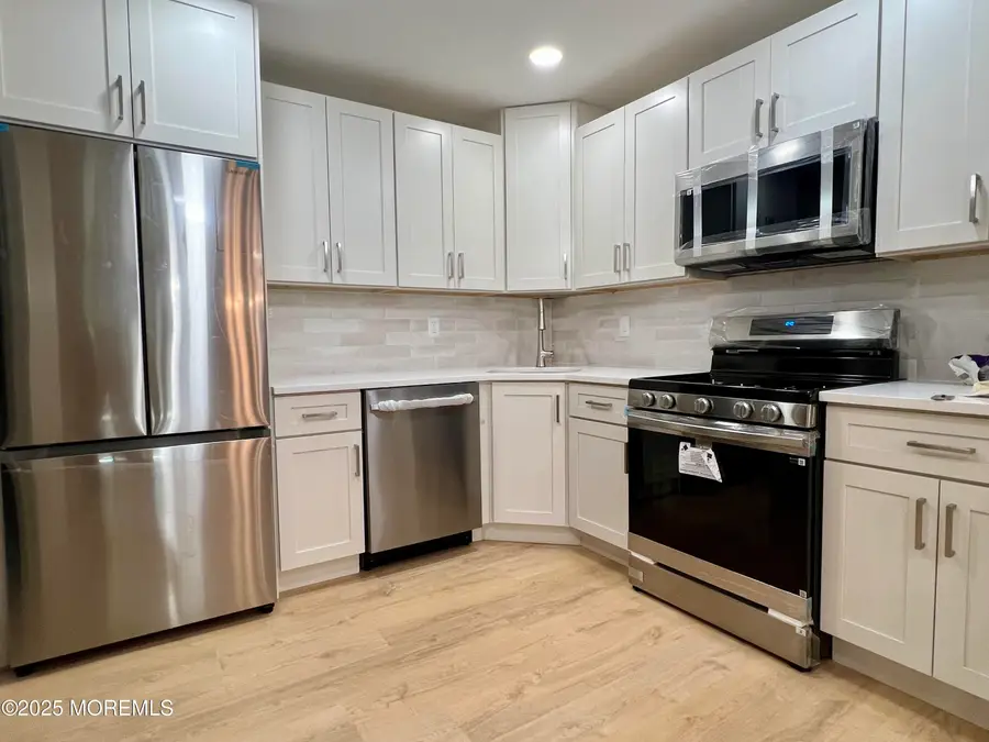 7 Seattle Court #5, Freehold, NJ 07728 - Image #2