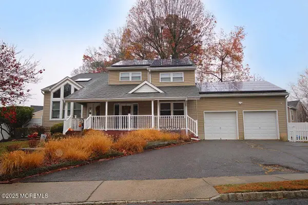 7 Reed Road, Howell, NJ 07731