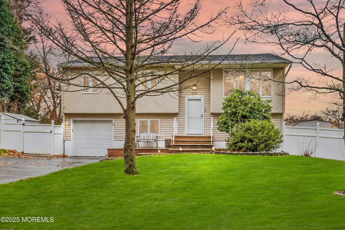 620 Hillside Drive, Toms River, NJ 08753 - Image #1