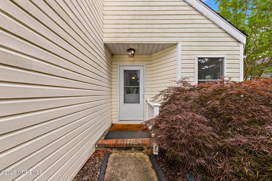 107 Deerfield Drive, Manahawkin, NJ 08050 - Image #3