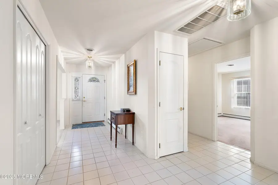 91 Westport Drive, Toms River, NJ 08757 - Image #3