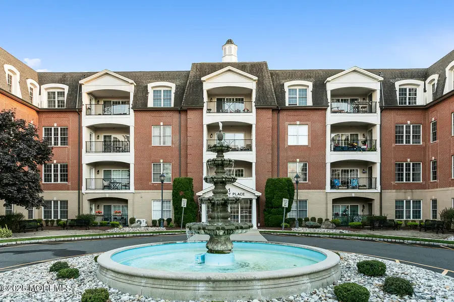 325 Regency Place, Woodbridge, NJ 07095 - Image #2