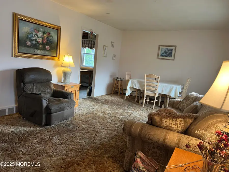 17 Helen Avenue, Freehold, NJ 07728 - Image #3