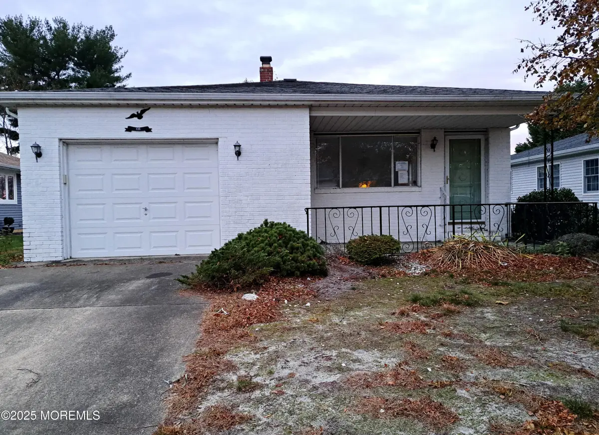 135 Biabou Drive, Toms River, NJ 08757 - Image #1